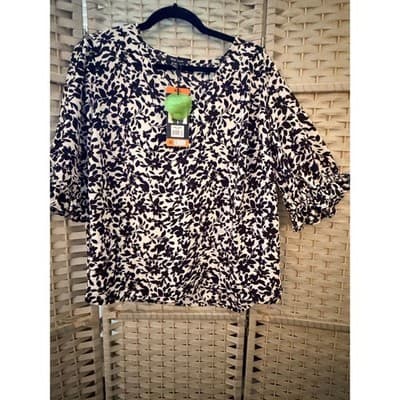 Well Worn Ladies V-Neck Quarter Sleeve Blouse XXL Black NWT Ditsy Floral Print - Thumbnail 2