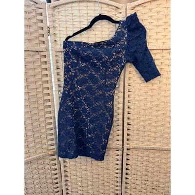 MYSTIC One Shoulder Bodycon Lace Mini Dress Blue M Asymmetrical Neckline