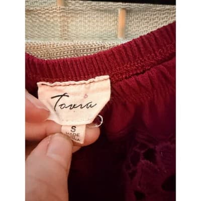Tovia Off The Shoulder Lace Blouse Small Maroon Eyelet Trim Crochet Boho - Thumbnail 5