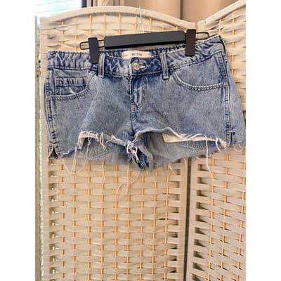 Hollister Denim Shorts Women's 10 Light Wash Frayed Raw Hem Distressed