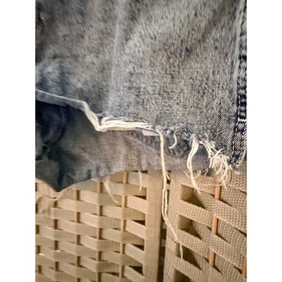 Hollister Denim Shorts Women's 10 Light Wash Frayed Raw Hem Distressed - Thumbnail 6