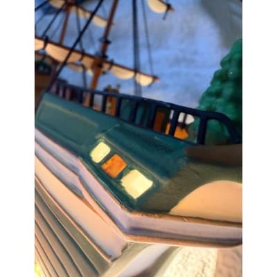 Dept 56 Heritage Village Snow Village The Emily Louise Ship Dock Lighted Set - Thumbnail 16
