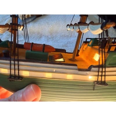 Dept 56 Heritage Village Snow Village The Emily Louise Ship Dock Lighted Set - Thumbnail 18