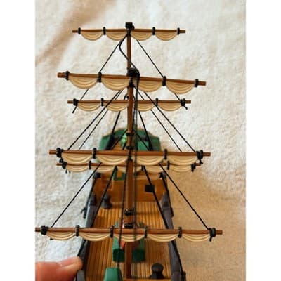Dept 56 Heritage Village Snow Village The Emily Louise Ship Dock Lighted Set - Thumbnail 12