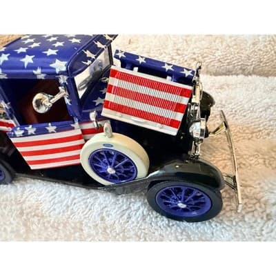 National Motor Museum Ford Model A Pickup Truck American Flag Diecast Car IOB - Thumbnail 5