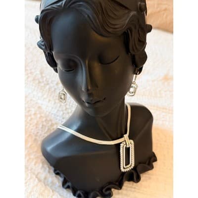 Silver Tone Triple Strand Necklace & Earrings Set Rectangle Pendant Jewelry - Thumbnail 13