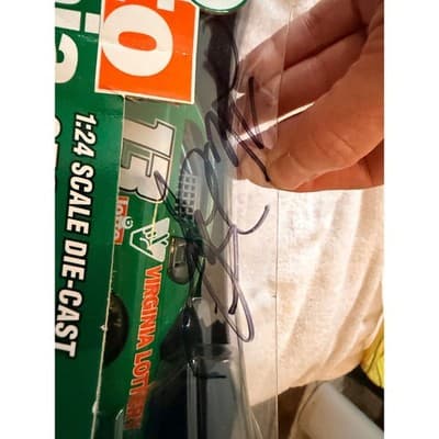 Racing Champions 2001 Hermie Sadler #13 Virginia Lottery Diecast 1:24 AUTOGRAPH - Thumbnail 13