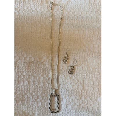 Silver Tone Triple Strand Necklace & Earrings Set Rectangle Pendant Jewelry - Thumbnail 14