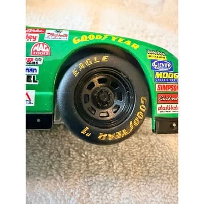 Racing Champions 2001 Hermie Sadler #13 Virginia Lottery Diecast 1:24 AUTOGRAPH - Thumbnail 14