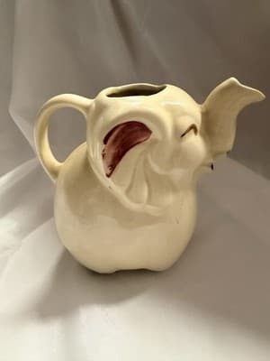 Vintage Shawnee Pottery Elephant Creamer 1940s Ceramic MCM Kitchen - Thumbnail 6