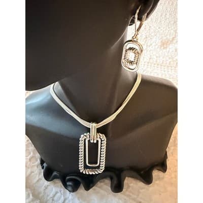 Silver Tone Triple Strand Necklace & Earrings Set Rectangle Pendant Jewelry - Thumbnail 8