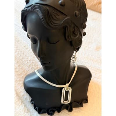 Silver Tone Triple Strand Necklace & Earrings Set Rectangle Pendant Jewelry - Thumbnail 12