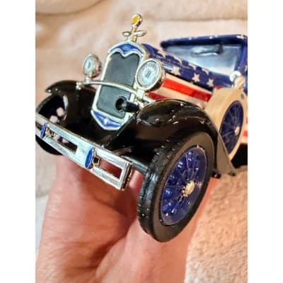National Motor Museum Ford Model A Pickup Truck American Flag Diecast Car IOB - Thumbnail 13