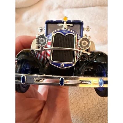 National Motor Museum Ford Model A Pickup Truck American Flag Diecast Car IOB - Thumbnail 16