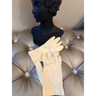 Vintage Cream Dress Gloves Women’s Scalloped Cuff Embroidered Bow Formal - Thumbnail 9