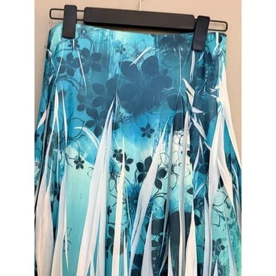 Studio Y Pleated Floral Print Asymmetric Hemline Midi Skirt Blue White Small - Thumbnail 12