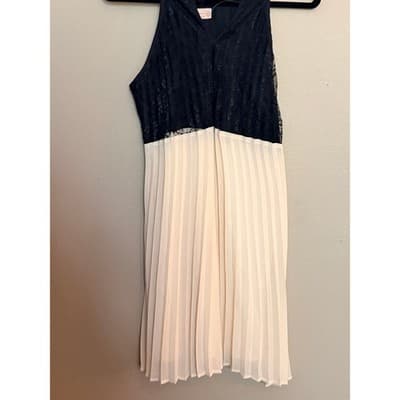 Forever 21 Lace Chiffon Pleated Dress Black White XS Sleeveless NWOT - Thumbnail 2