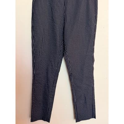 Who What Wear Pinstripe Pull On Skinny Cropped Pants Black White Size 8 NWOT - Thumbnail 2