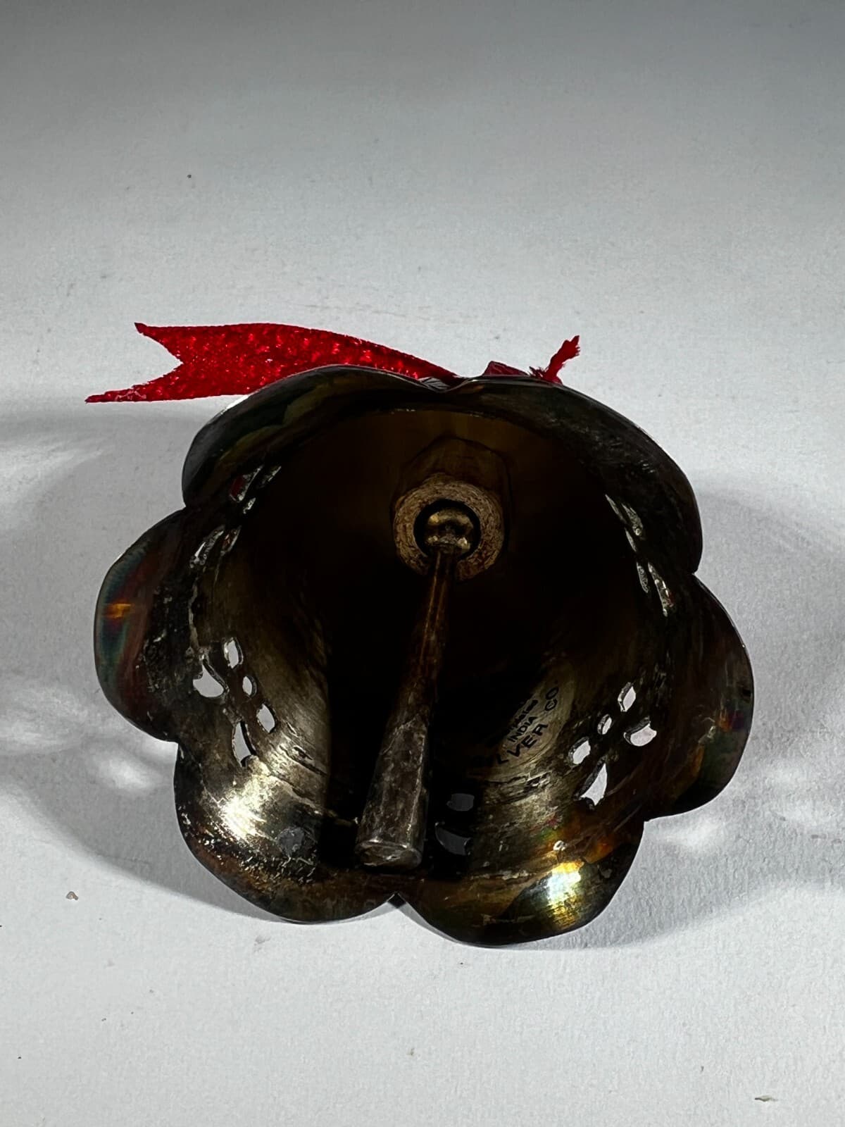 Vintage Christmas Red Ribbon Wreath Bell 1997 International Silver Co. - Thumbnail 8