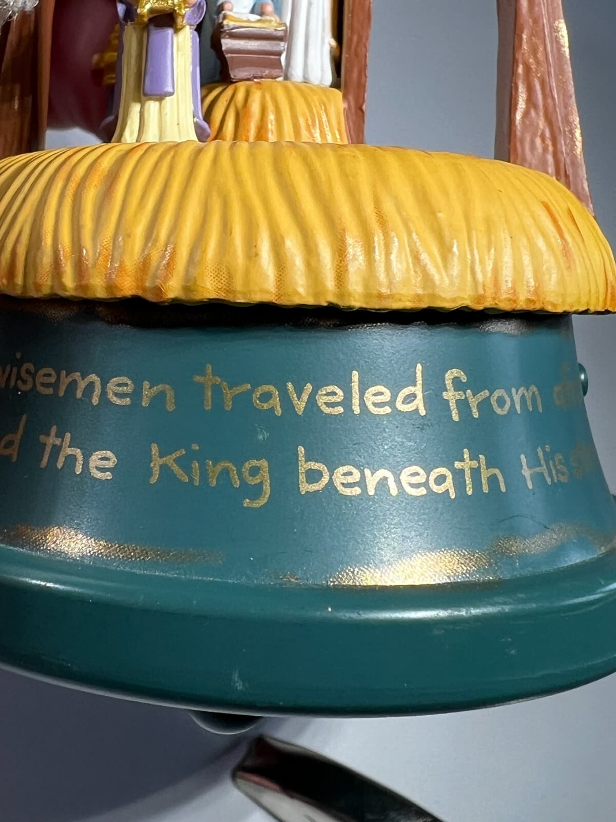 Vintage Hallmark Journey of the Three Kings Wisemen Christmas Ornament 2005 - Thumbnail 11