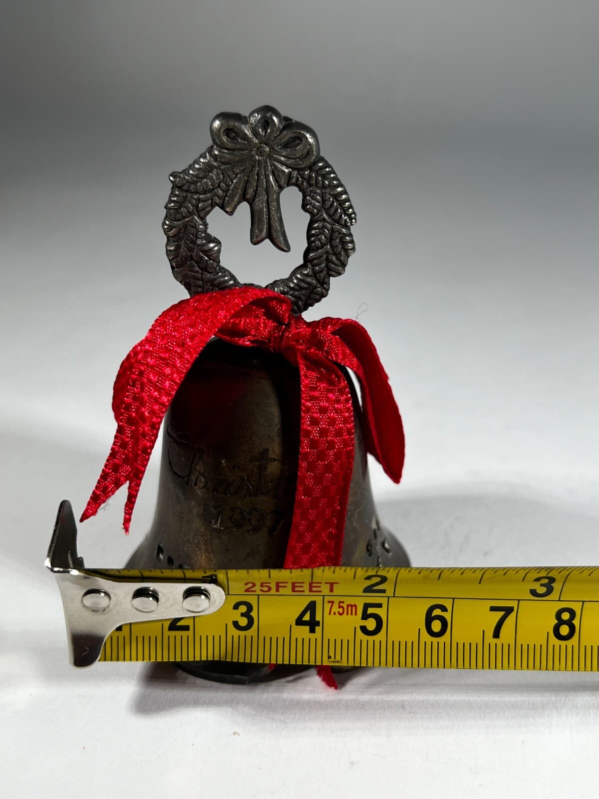 Vintage Christmas Red Ribbon Wreath Bell 1997 International Silver Co. - Thumbnail 12