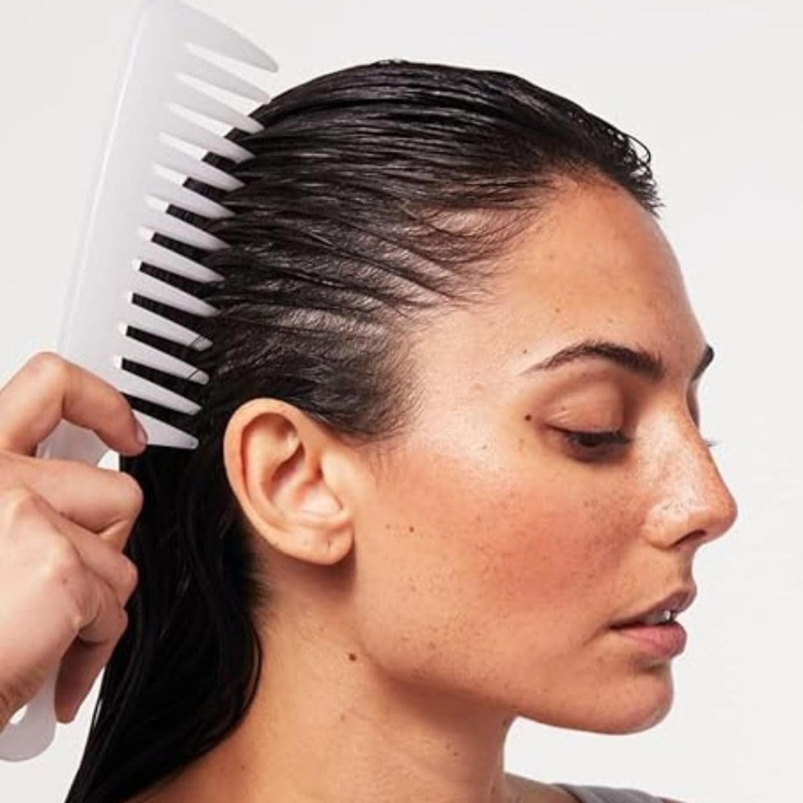 Paul Mitchell Pro Tools Detangler Comb, Wide Tooth , White - Thumbnail 2
