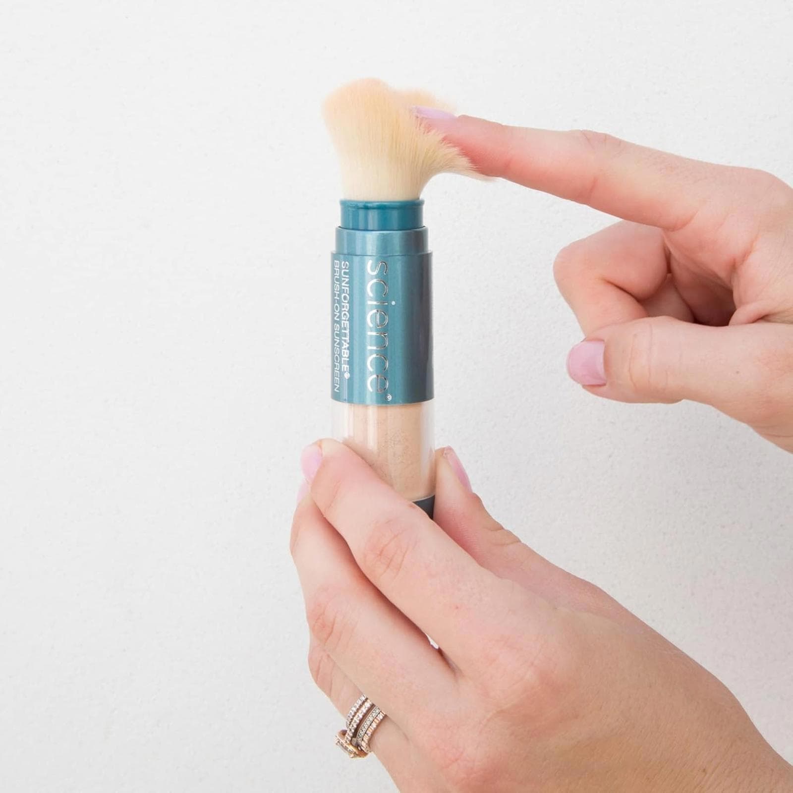 One time used- Colorescience Sunforgettable Total Protection SPF50 (Medium) - Thumbnail 3