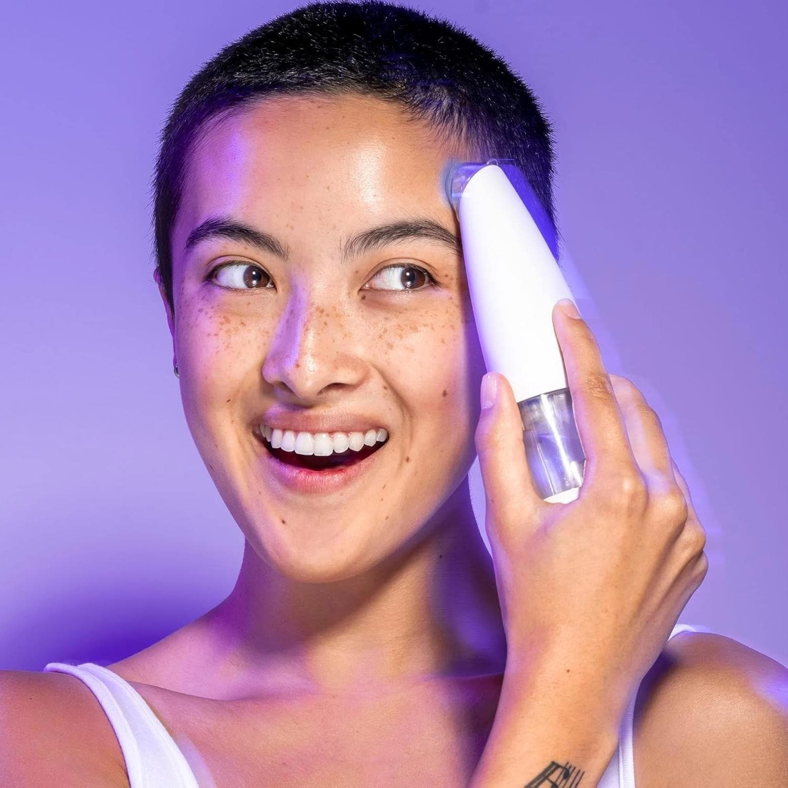 ** For parts- BeautyBio GLOfacial (Not working) - Thumbnail 2
