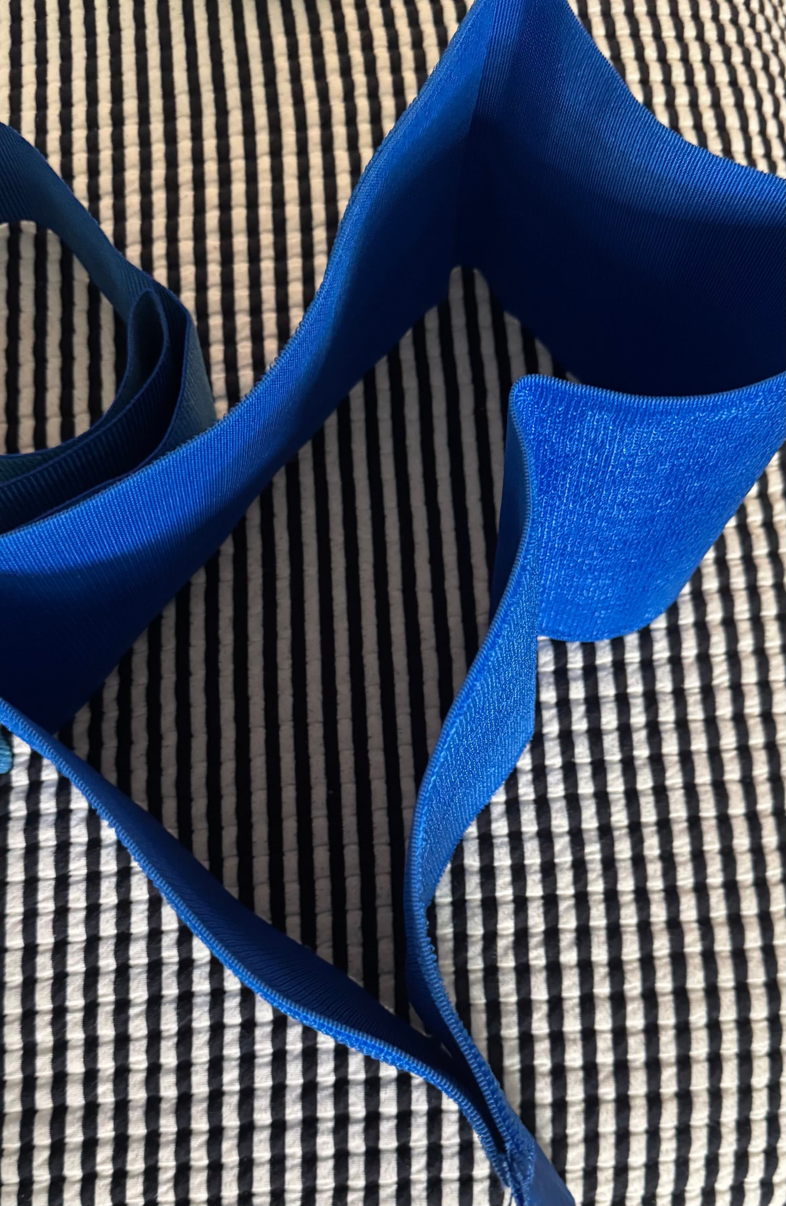 Polar Active Ice Replacement Therapy Pad and Adjustable Wrap Strap - Thumbnail 6