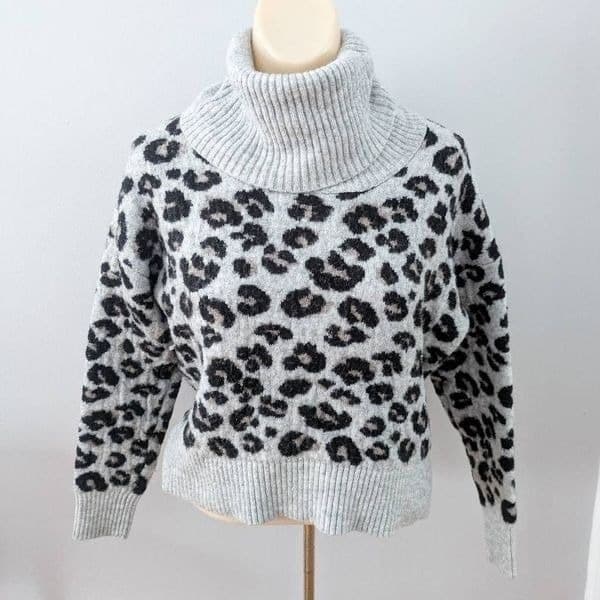 Jessica Simpson Turtleneck Leopard Print Gray Sweater - Thumbnail 4