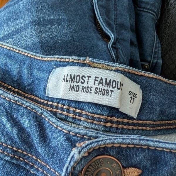 Almost Famous Mid Rise Denim Short 11 - Thumbnail 2