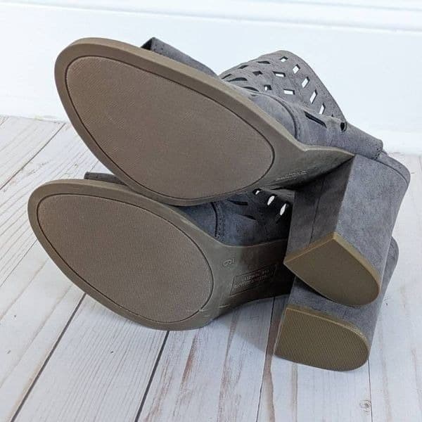 Christian Siriano Gray Suede Women's Winter Block Heels - Thumbnail 6