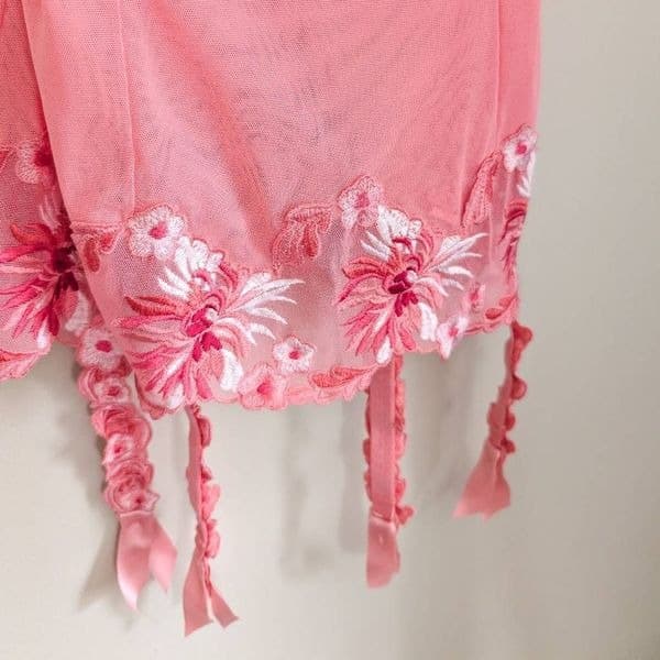 NWT La Senza Pink Floral Bustier Chemise Lingerie - Thumbnail 4