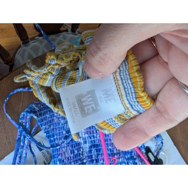 Me to We Striped Yellow Crop Top - Thumbnail 3