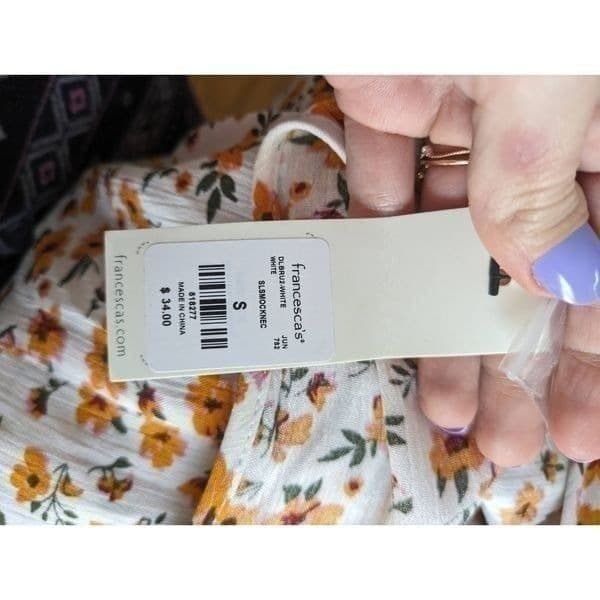 Francesca's Brinn Floral Keyhole Tank Top NWT - Thumbnail 7
