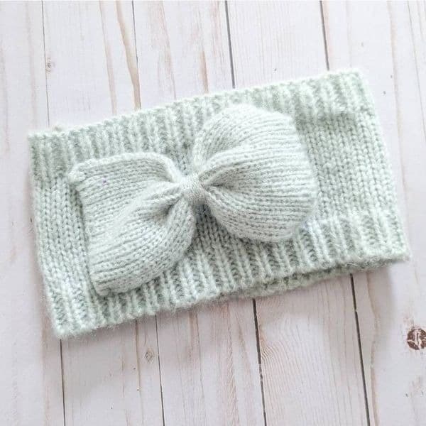 Light Gray Knit Headband with Bow