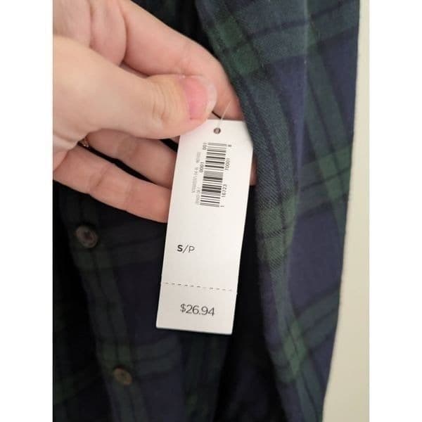 Old Navy The Classic Flannel in Black Watch NWT - Thumbnail 4