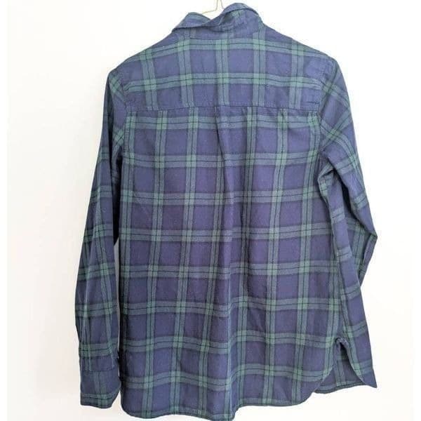 Old Navy The Classic Flannel in Black Watch NWT - Thumbnail 2