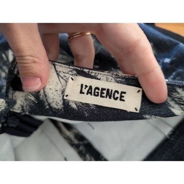 L'AGENCE Palm Tree Print Denim Pencil Skirt - Thumbnail 6