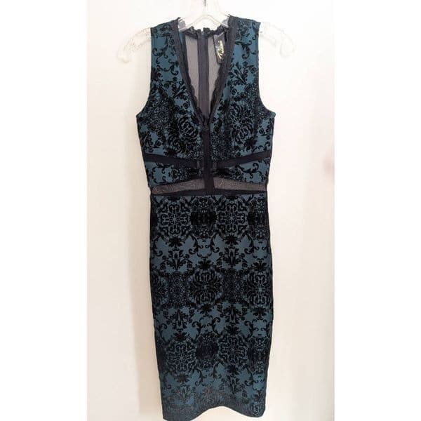 Trixxi Lace Overlay Midi Sheath Dress with Cutouts - Thumbnail 5