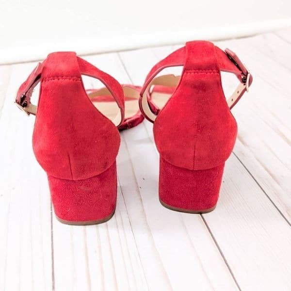 Banana Republic Laser Cut Low Block Heel Suede Sandals - Thumbnail 4