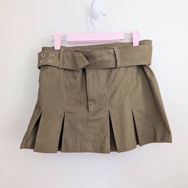 No Vacancy Army Green Belted Pleated Skirt