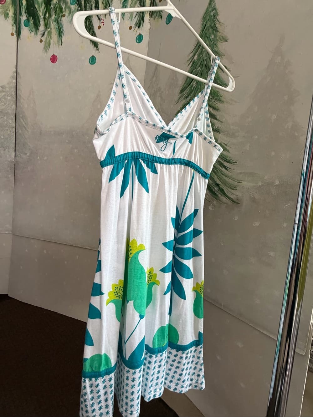 Timeless Floral Spaghetti Strap Sundress - Thumbnail 3
