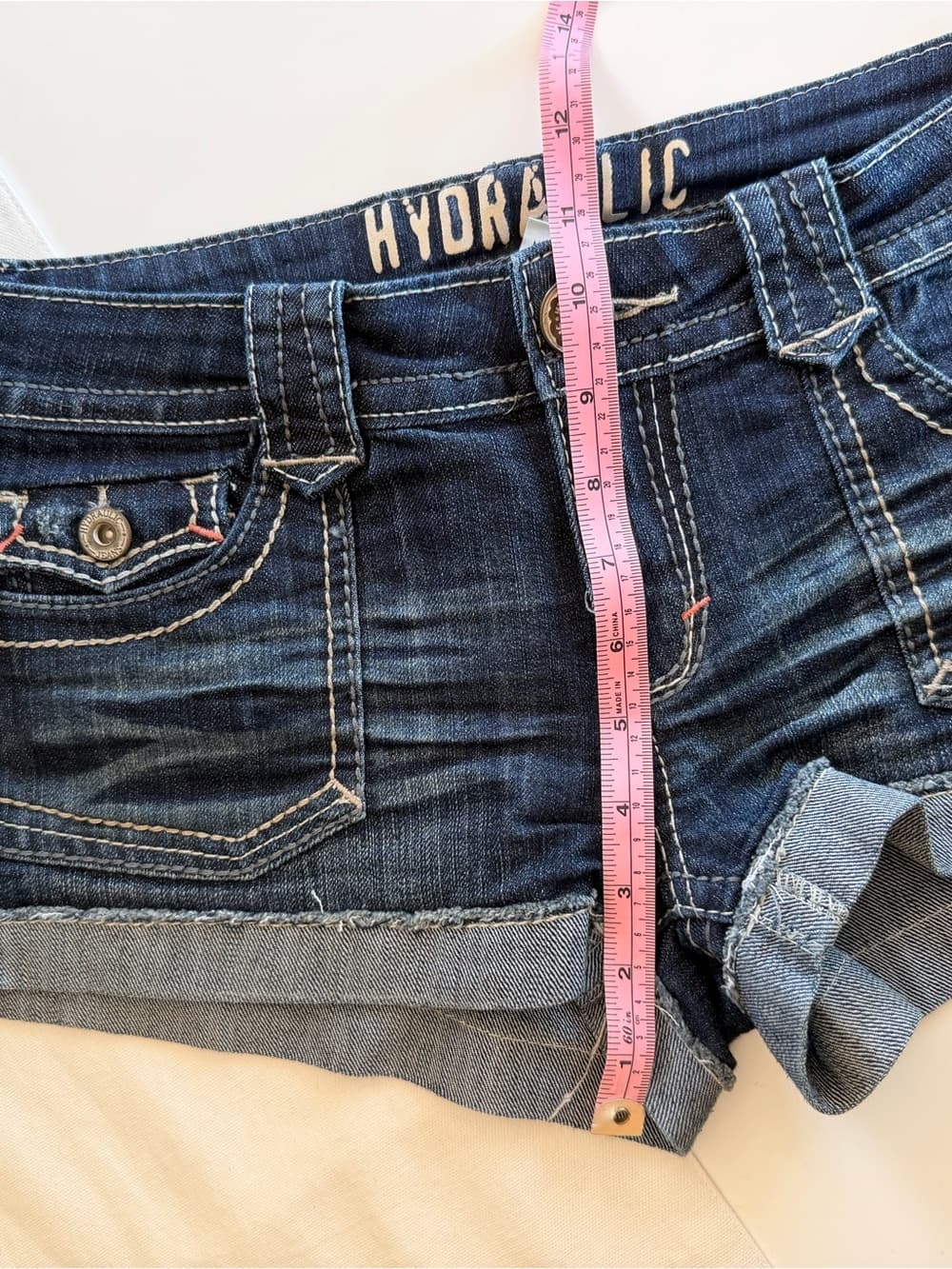 Vintage Dark Wash Denim Cuffed Shorts - Thumbnail 2