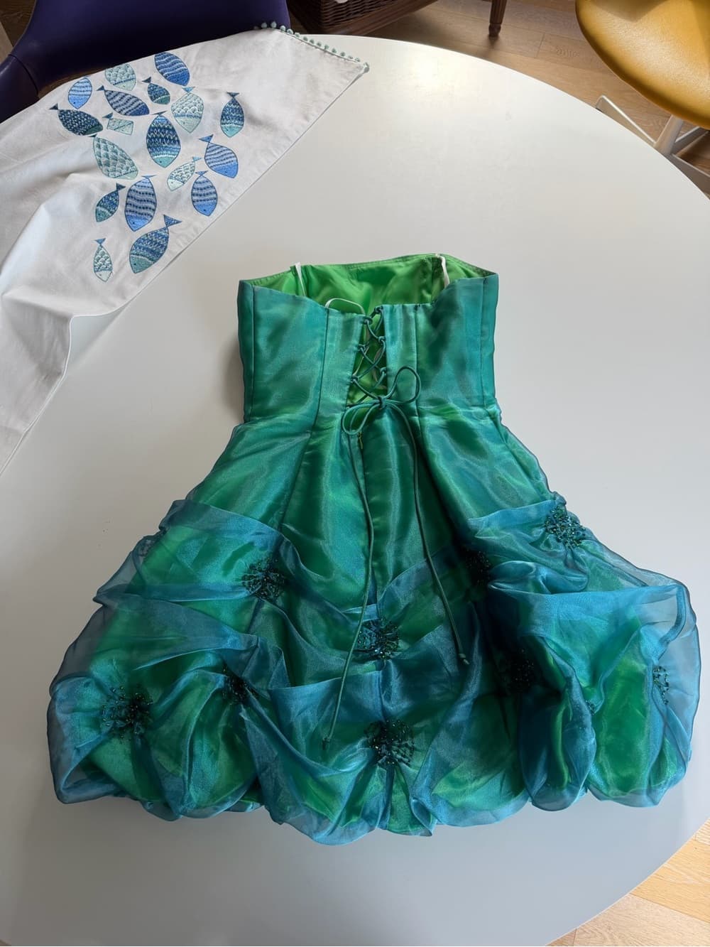 Gorgeous Iridescent Cocktail Dress with Organza Ruching - Thumbnail 3