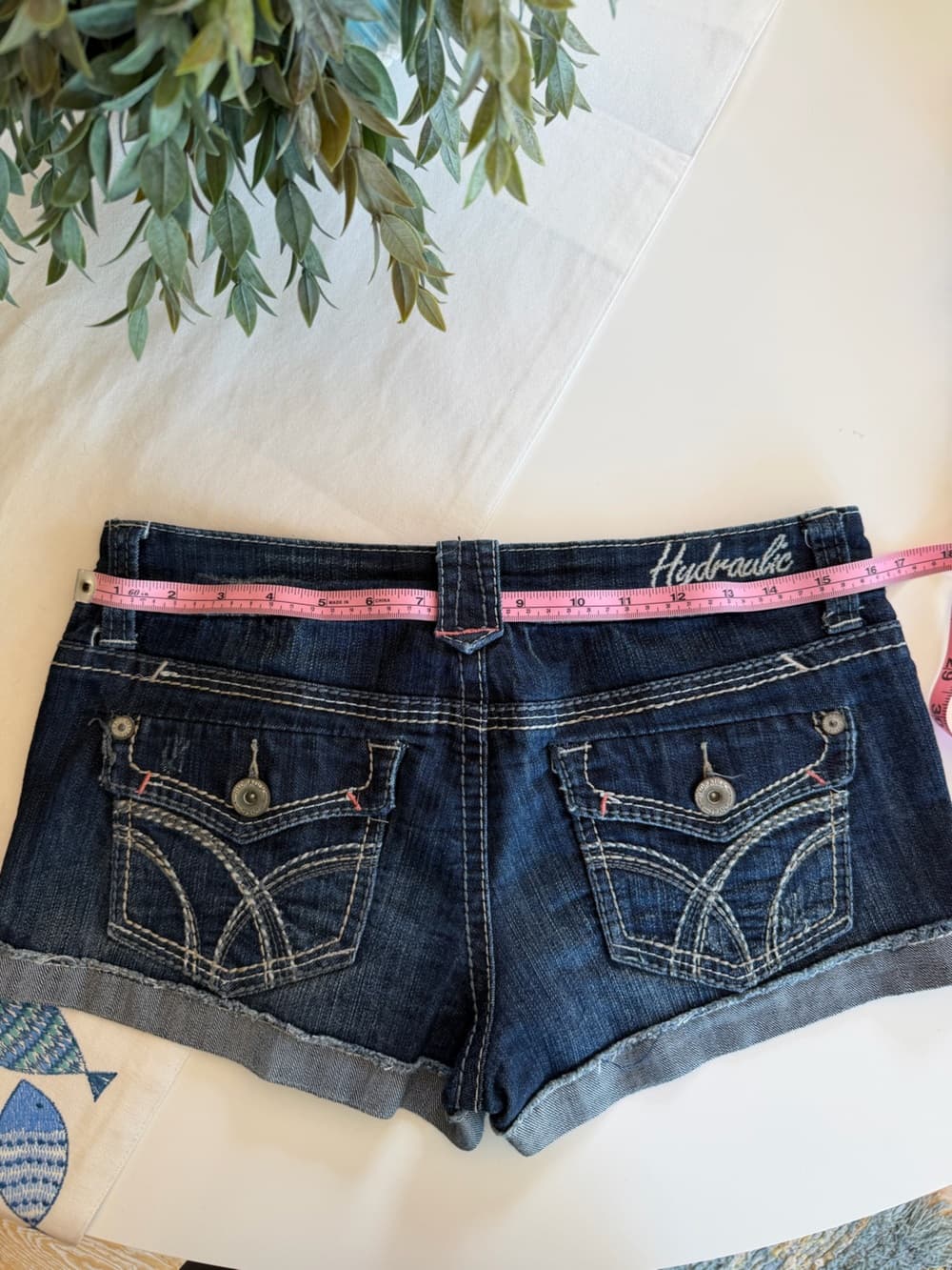 Vintage Dark Wash Denim Cuffed Shorts - Thumbnail 4