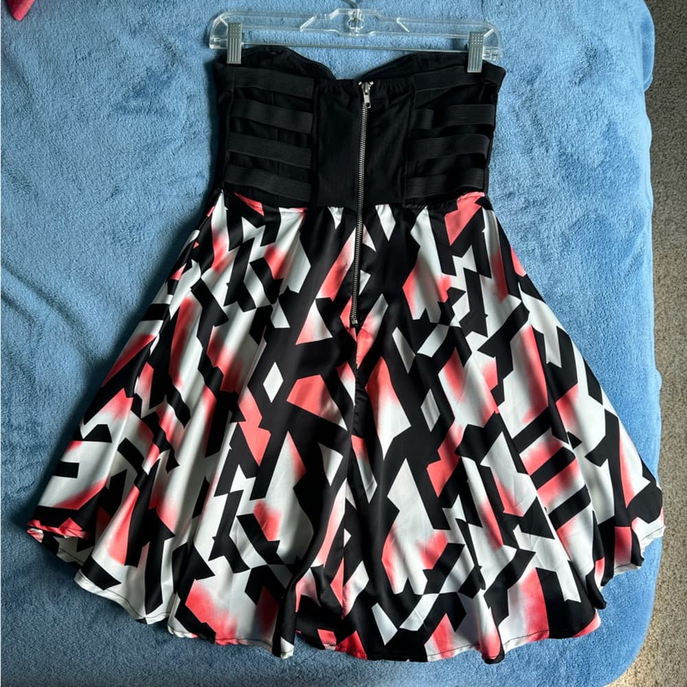 Chic Black and Geometric Pattern Dress - Thumbnail 2