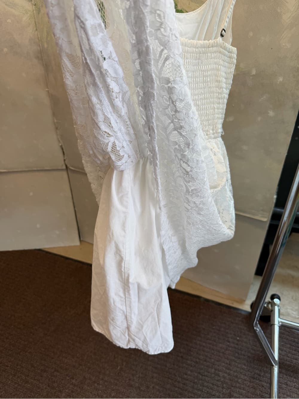 Gorgeous White Lace Dress - Thumbnail 3