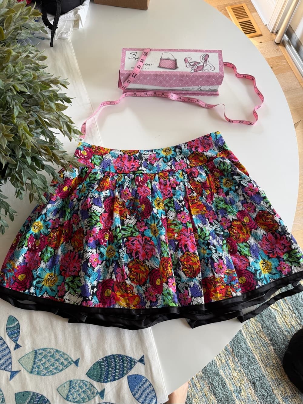 Vintage Floral High Waisted Mini Skirt - Thumbnail 5