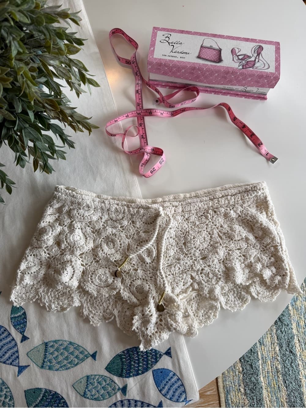 Vintage Crochet Lace Shorts - Thumbnail 4